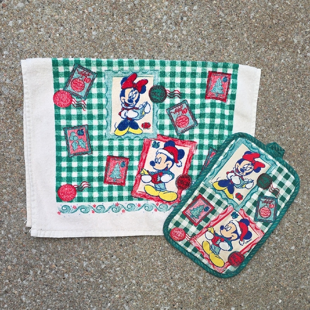 Disney Festive Christmas Mickey & Minnie Mouse Kitchen Towel & Pot Holder